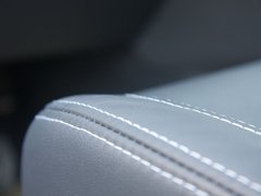 2012款 2.5 CVT 四驱豪华导航版 5座