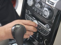 2012款 2.5 CVT 四驱豪华导航版 5座