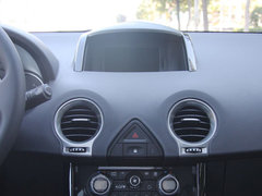 2012款 2.5 CVT 四驱豪华导航版 5座