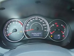 2012款 2.5 CVT 四驱豪华导航版 5座