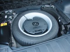 2012款 2.5 CVT 四驱豪华导航版 5座