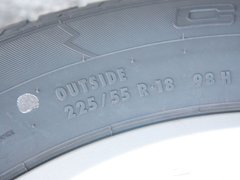 2012款 2.5 CVT 四驱豪华导航版 5座