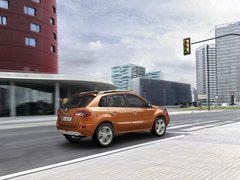 2012款 2.5 CVT 四驱豪华导航版 5座