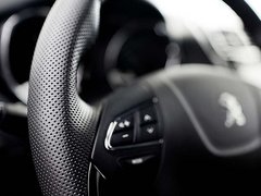 2012款 2.0L 自动 两驱时尚型 5座