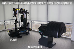 2012款 520Li 2.5L 典雅型