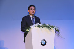 2012款 520Li 2.5L 典雅型