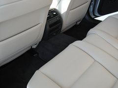 2012款 523Li 2.5L 领先型