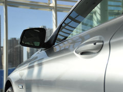 2012款 523Li 2.5L 领先型
