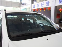 2011款 2.0T 自动 两驱豪华导航版 5座