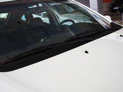 2011款 2.0T 自动 两驱豪华导航版 5座