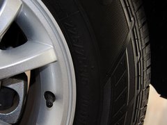 2011款 2.0T 自动 两驱豪华导航版 5座