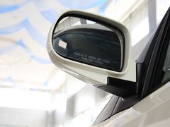 2011款 2.0T 自动 两驱豪华导航版 5座