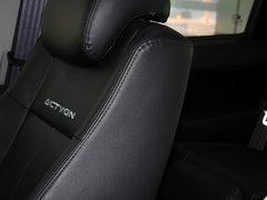 2011款 2.0T 自动 两驱豪华导航版 5座
