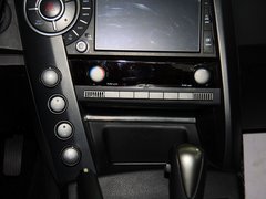 2011款 2.0T 自动 两驱豪华导航版 5座
