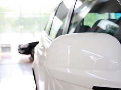2011款 2.0T 自动 两驱豪华导航版 5座