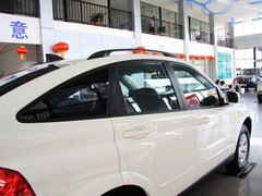 2011款 2.0T 自动 两驱豪华导航版 5座