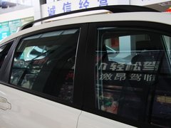 2011款 2.0T 自动 两驱豪华导航版 5座