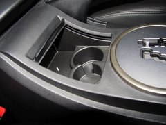 2011款 2.0T 自动 两驱豪华导航版 5座