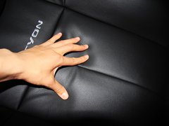 2011款 2.0T 自动 两驱豪华导航版 5座