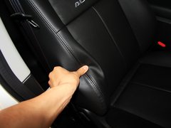 2011款 2.0T 自动 两驱豪华导航版 5座