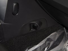 2011款 2.0T 自动 两驱豪华导航版 5座