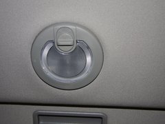 2011款 2.0T 自动 两驱豪华导航版 5座