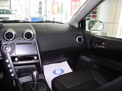 2011款 2.0T 自动 两驱豪华导航版 5座