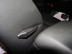 2011款 2.0T 自动 两驱豪华导航版 5座