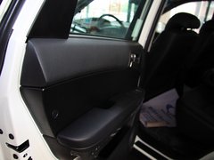 2011款 2.0T 自动 两驱豪华导航版 5座