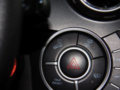 2011款 2.0T 自动 两驱豪华导航版 5座