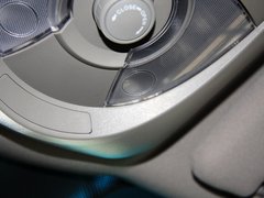 2011款 2.0T 自动 两驱豪华导航版 5座