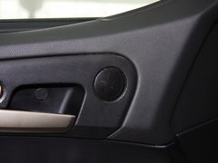 2011款 2.0T 自动 两驱豪华导航版 5座