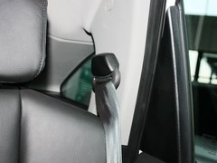 2011款 2.0T 自动 四驱豪华导航版 5座