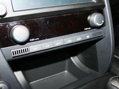2011款 2.0T 自动 四驱豪华导航版 5座