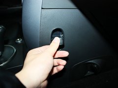 2011款 2.0T 自动 四驱豪华导航版 5座