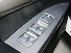 2011款 2.0T 自动 四驱豪华导航版 5座