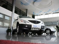 2011款 2.0T 自动 四驱豪华导航版 5座
