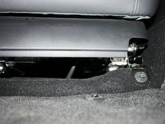 2011款 2.0T 自动 四驱豪华导航版 5座