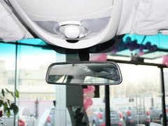 2011款 2.0T 自动 四驱豪华导航版 5座