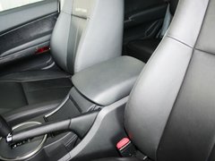 2011款 2.0T 自动 四驱豪华导航版 5座