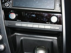 2011款 2.0T 自动 四驱豪华导航版 5座