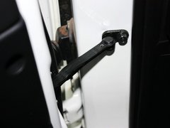 2011款 2.0T 自动 四驱豪华导航版 5座