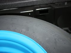 2011款 2.0T 自动 四驱豪华导航版 5座