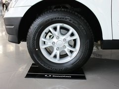 2011款 2.0T 自动 四驱豪华导航版 5座