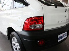 2011款 2.0T 自动 四驱豪华导航版 5座
