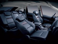 2011款 2.3L 自动 四驱豪华导航版 5座