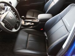 2011款 2.3L 自动 四驱豪华导航版 5座
