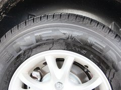 2011款 2.3L 自动 四驱豪华导航版 5座
