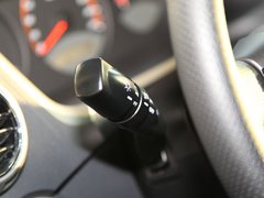 2011款 2.3L 自动 四驱豪华导航版 5座