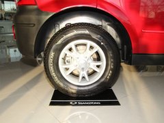 2011款 2.3L 自动 四驱豪华导航版 5座